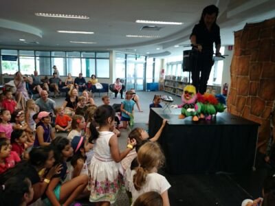 Puppet show at UWCSEA marionette puppet show at UWCSEA